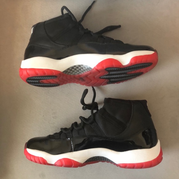Air Jordan XI BRED 2012 - Picture 4 of 8